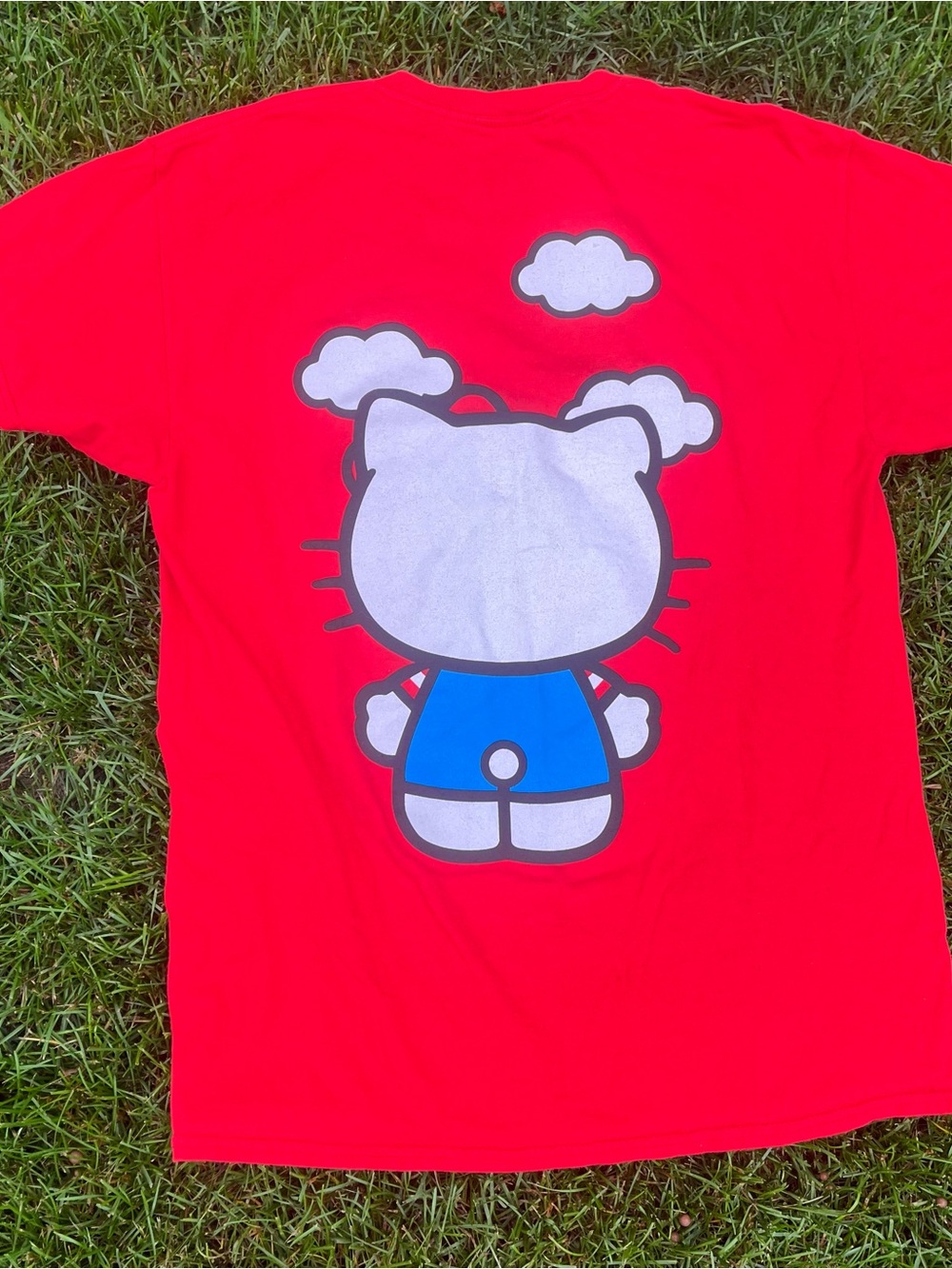 Hello Kitty Tee - Picture 5 of 5